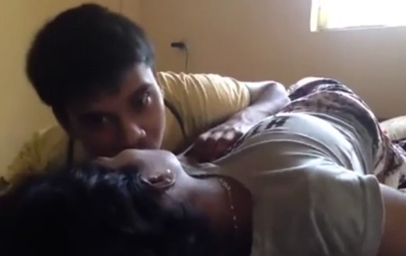 Desi Girl Blowjob Video and Fucking